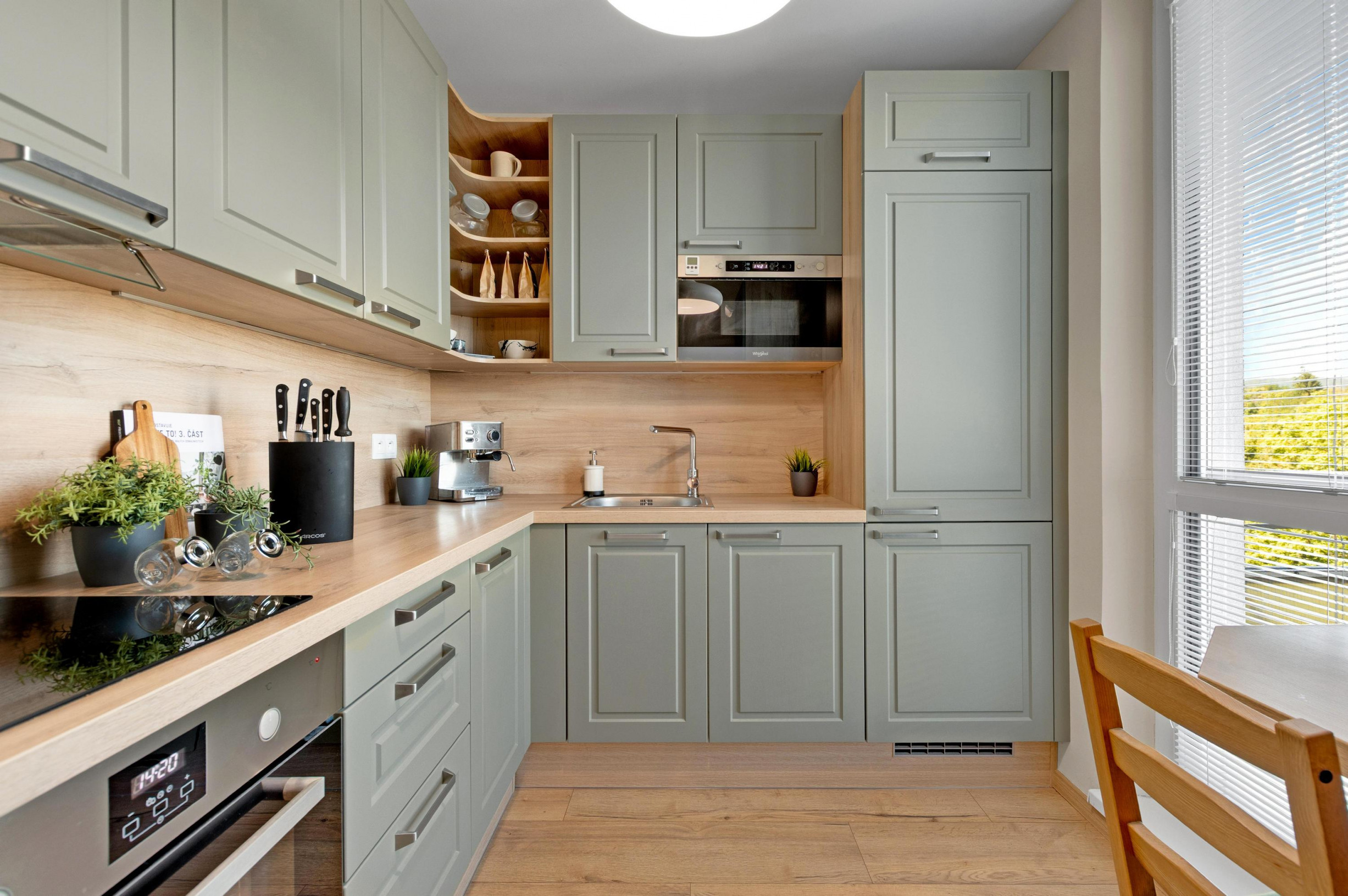 Moderný a svetlý byt, v ktorom je všetko pripravené na okamžité nasťahovanie.