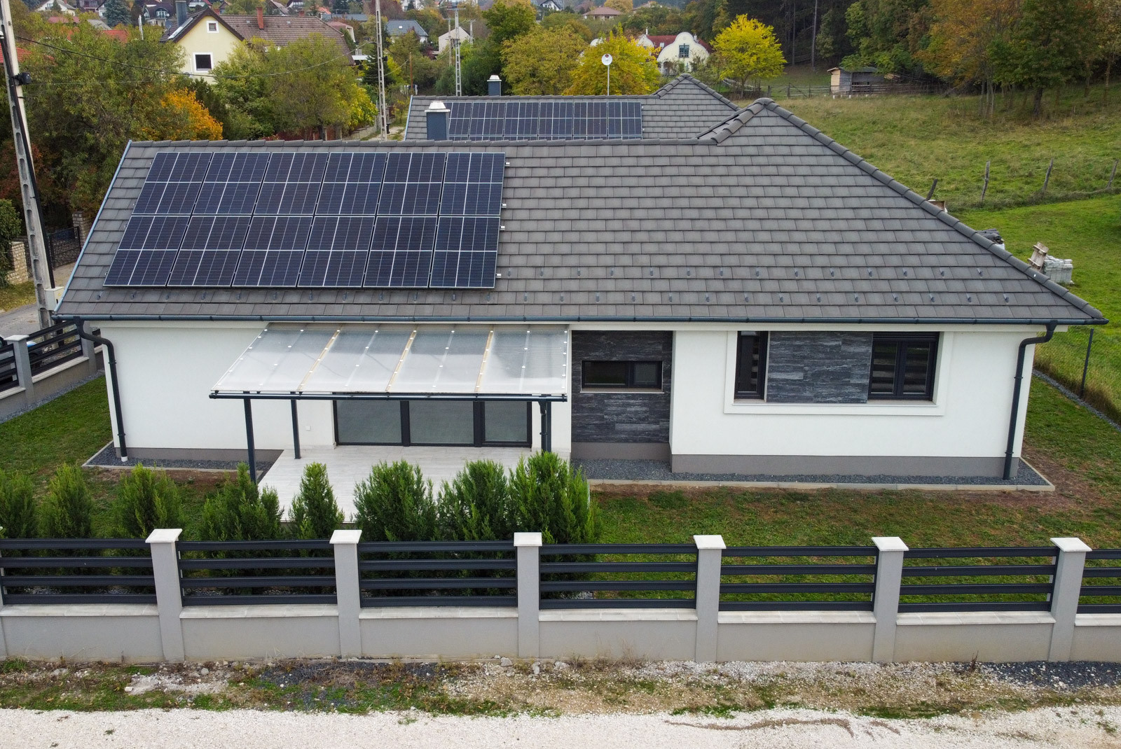 Na predaj moderná novostavba v lokalite Vonyarcvashegy