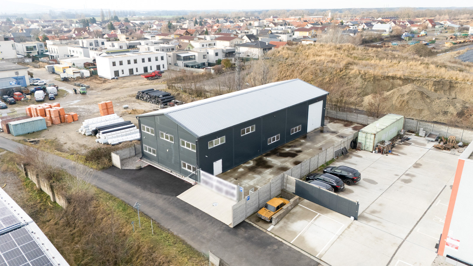 Na prenájom administratívny a obchodný priestor v Stupave