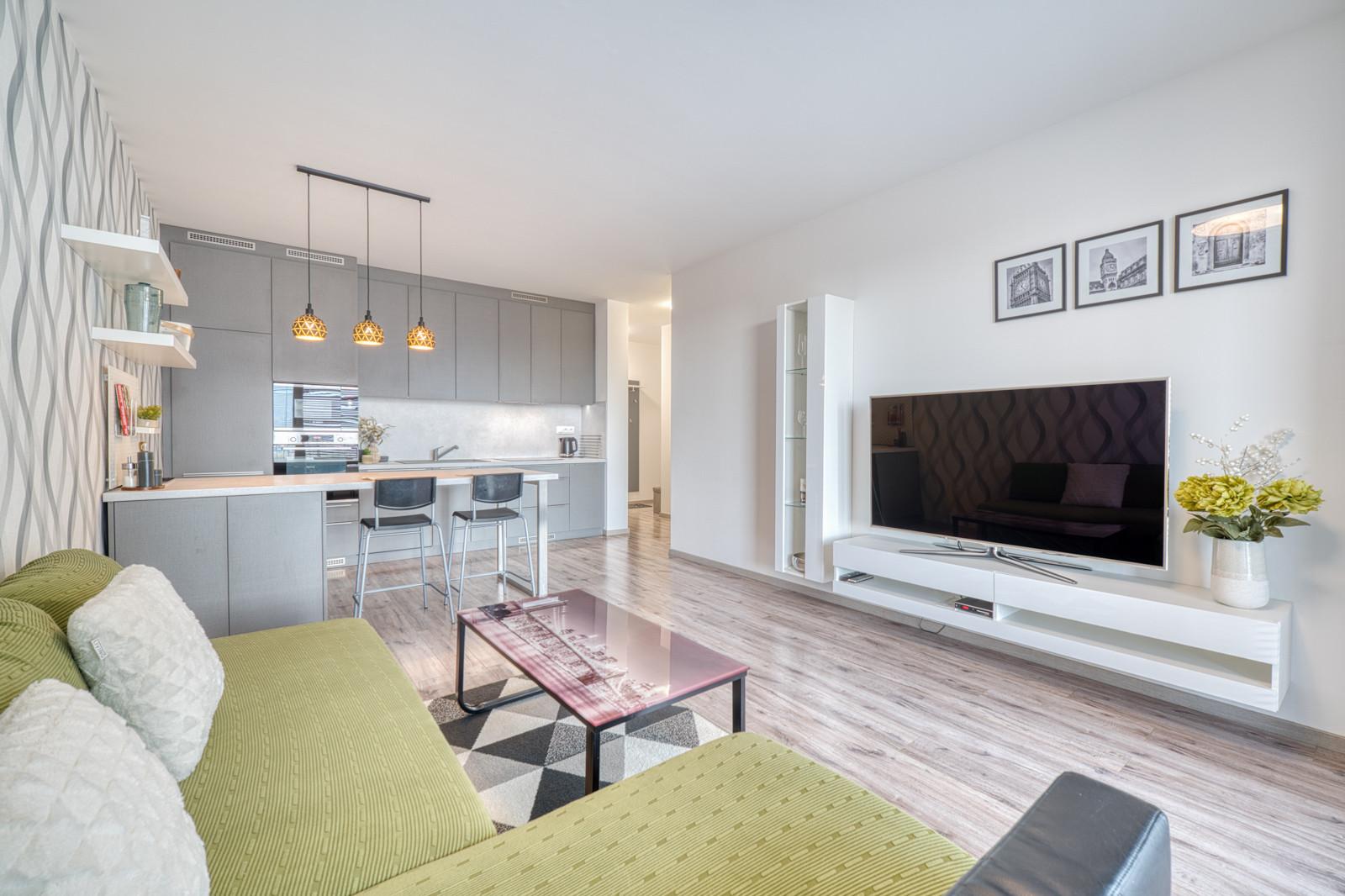 REZERVOVANÉ: Na predaj 2-izbový zariadený byt v novostavbe Bory