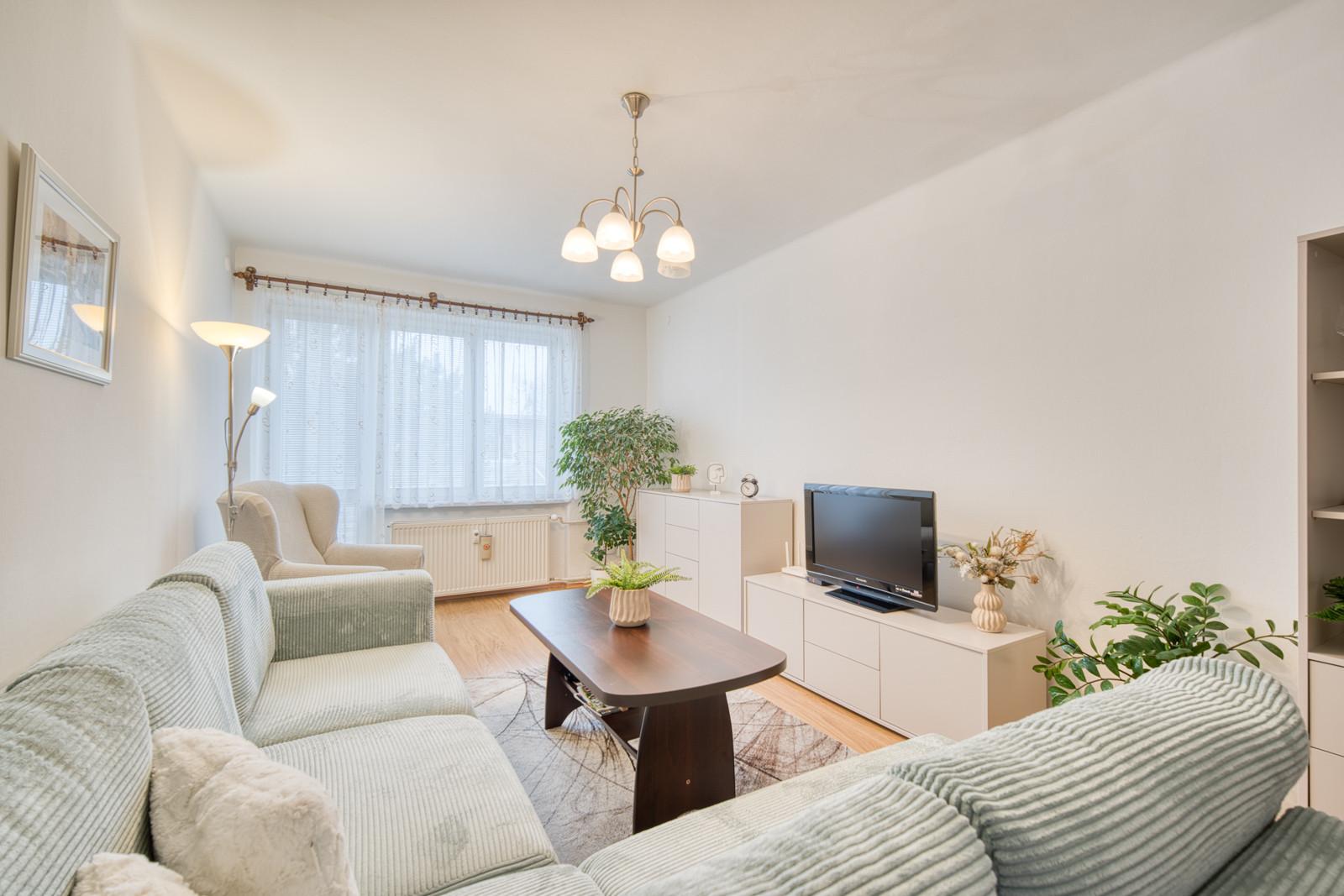 Na predaj priestranný 3-izbový byt v Malackách