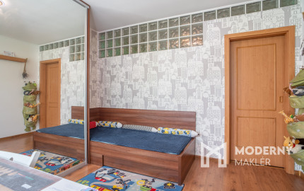 Na prenájom priestranný 3-izbový byt vo vyhľadávanej časti Ružinova