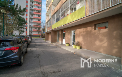 Na predaj dobre dispozične riešený 3-izbový byt vo vyhľadávanej lokalite Karlovej Vsi