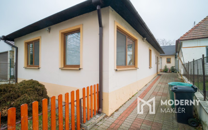 Na predaj 4-izbový rodinný dom vo Vinohradoch nad Váhom