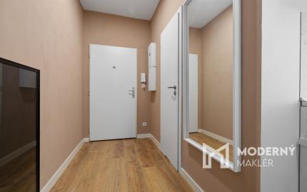 Na prenájom moderný 2-izbový byt kúsok od centra Bratislavy