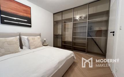 Na prenájom novostavba moderného, kompletne zariadeného 2izb bytu na Tramínovej ul. v Trenčíne.