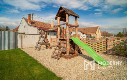 Na predaj 4-izbový rodinný dom po kompletnej rekonštrukcii v Šulekove