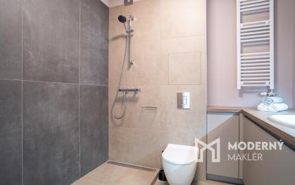 Na prenájom kompletne zariadený 2-izbový byt v Stupave