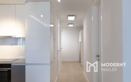 Na prenájom štýlový 3-izbový byt v SKYPARK RESIDENCE s výhľadom na prístav