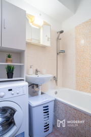 REZERVOVANÝ: Na predaj 1-izbový byt na Račianskej ulici s investičnou perspektívou