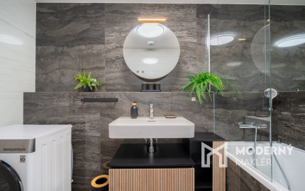 Na prenájom 2-izbový byt so šatníkom v Eurovea Tower – Bratislava