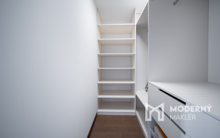 Na prenájom 2-izbový byt so šatníkom v Eurovea Tower – Bratislava