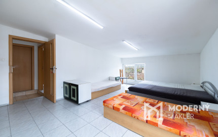 Na predaj 5-izbový byt s terasou a parkovacím miestom v obci Lipovec