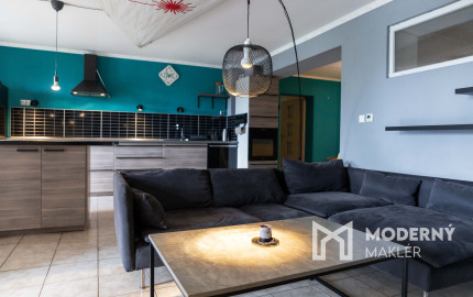 Na predaj 3-izbový byt s terasou, predzáhradkou a parkovacím miestom v obci Lipovec