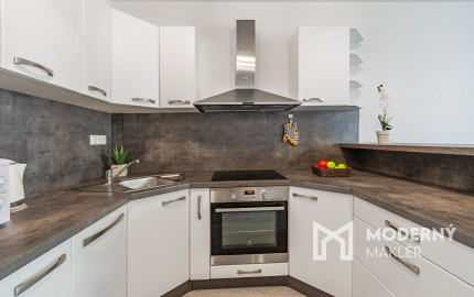 Na prenájom priestranný 2-izbový byt v Devínskej novej Vsi