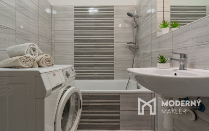 Na prenájom priestranný 2-izbový byt v Devínskej novej Vsi