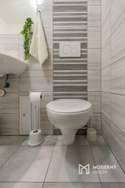 Na prenájom priestranný 2-izbový byt v Devínskej novej Vsi