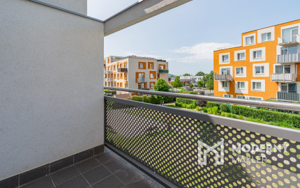 Na prenájom priestranný 2-izbový byt v Devínskej novej Vsi