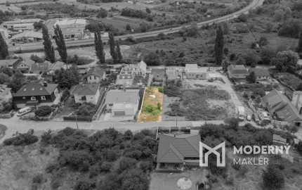 Na predaj pozemok vo viniciach v Pezinku - Grinava