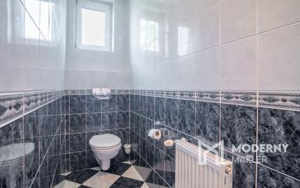 Na prenájom 5-izbový rodinný dom s udržiavanou záhradou v bratislavskej časti Kramáre