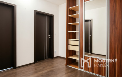 Veľkometrážny 2-izbový byt v Turanoch