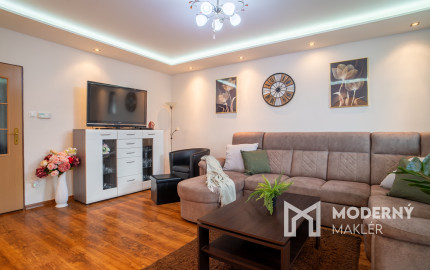 Na predaj rodinný dom s garážou v tichej časti Serede