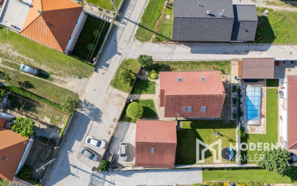 Na predaj rodinný dom s garážou v tichej časti Serede