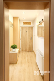 Na predaj kompletne zariadený 3-izbový byt v Rakovej