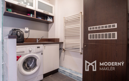 Na prenájom obchodný priestor v samotnom centre Bratislavy