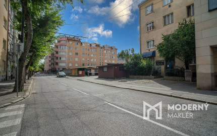 Na prenájom obchodný priestor v samotnom centre Bratislavy