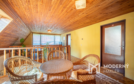 Na predaj 6-izbový rodinný dom v obci Podkriváň