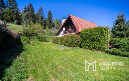 Na predaj 6-izbový rodinný dom v obci Podkriváň