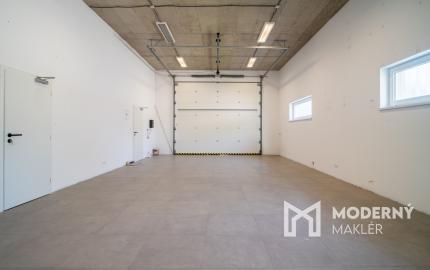 Na prenájom jedno podlažie polyfunkcie na Zavarskej ulici v Trnave