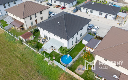 Na predaj 3-izbový prízemný byt v Trstenej na Ostrove