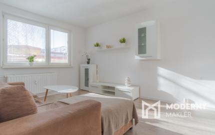 REZERVOVANÉ: Na predaj 2-izbový byt v príjemnej lokalite Popradu