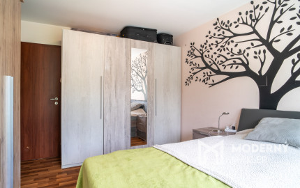 Na predaj dom so vstupom do súkromného jazera v Hrubej Borši