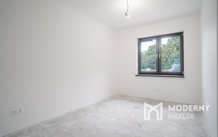 Na predaj 4-izbová novostavba s dvojgarážou v Suchohrade