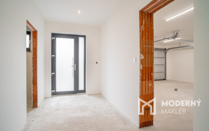 Na predaj 4-izbová novostavba s dvojgarážou v Suchohrade