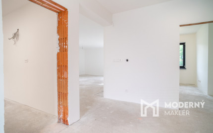 Na predaj 4-izbová novostavba s dvojgarážou v Suchohrade