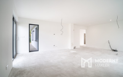 Na predaj 4-izbová novostavba s dvojgarážou v Suchohrade