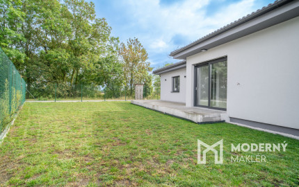 Na predaj 4-izbová novostavba s dvojgarážou v Suchohrade