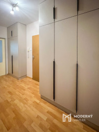 Na predaj priestranný 2-izbový byt vo vyhľadávanej časti v Trnave