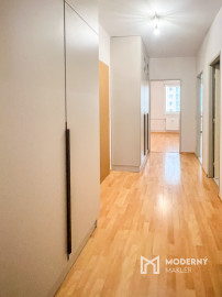 Na predaj priestranný 2-izbový byt vo vyhľadávanej časti v Trnave