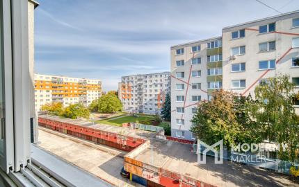 Na prenájom 4-izbový byt v Podunajských Biskupiciach