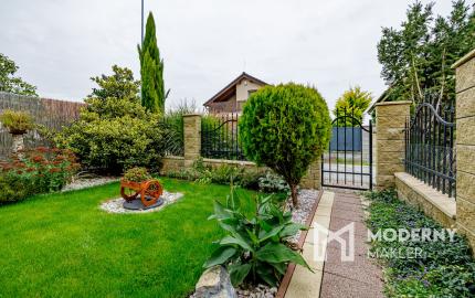 Na predaj 4-izbový rodinný dom s rozprávkovou záhradou v Hviezdoslavove