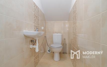 Na predaj 4-izbový rodinný dom s rozprávkovou záhradou v Hviezdoslavove