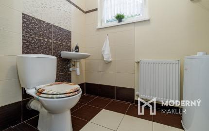 Na predaj 4-izbový rodinný dom s rozprávkovou záhradou v Hviezdoslavove