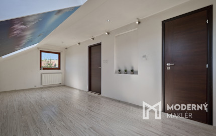 Na predaj čiastočne zariadený dom v Župčanoch