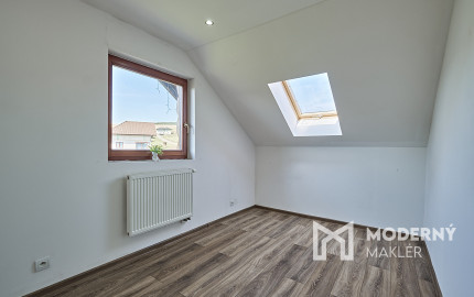 Na predaj čiastočne zariadený dom v Župčanoch