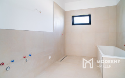 Na predaj skolaudovaný 4-izbový rodinný dom v obci Zohor